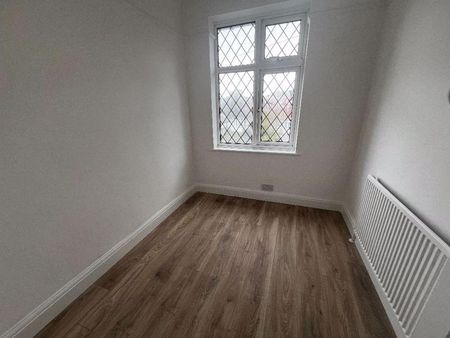 4 bedroom property to rent - Photo 3