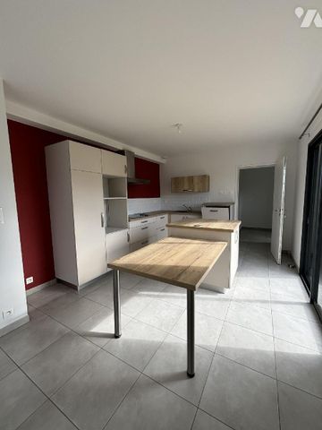 ROMAGNE Maison récente (2020) de 124 m² sur un terrain de 592 m². RDC : lumineux salon-séjour (... - Photo 5