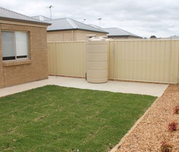 3 Bedroom Family Home in Paralowie - Photo 1
