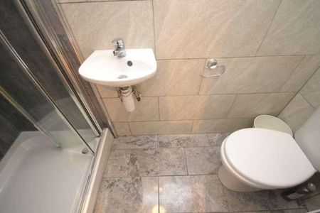 Spring Terrace, Reading, RG2 - Photo 4