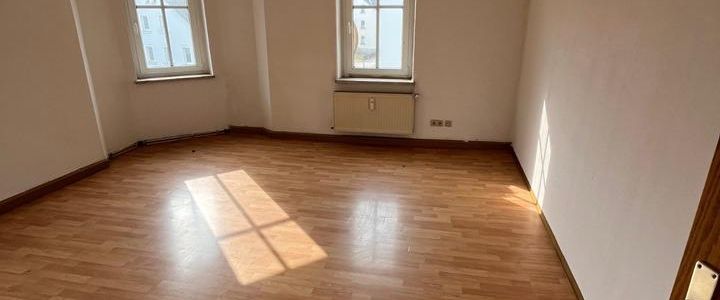 Helle 3 Raum mit Stellplatz in Brand-Erbisdorf - Photo 1