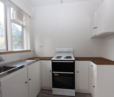 Thinking of selling? Contact our agent - Photo 2