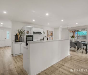 Spacious Family Living in a Convenient Location - Photo 4