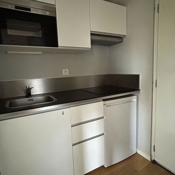 Location Appartement 1 pièce 18m² - Photo 1