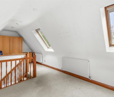 2 bedroom semi-detached house to rent - Photo 2