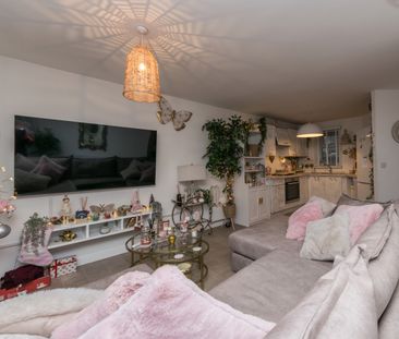 3 New Village Way, LS27 - Photo 1