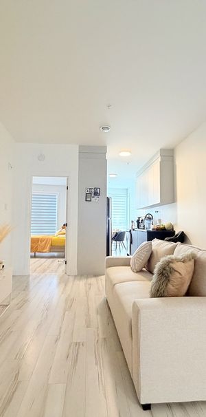 Superbe 3 1/2 Moderne Dans Le Vieux-Qc - Photo 1