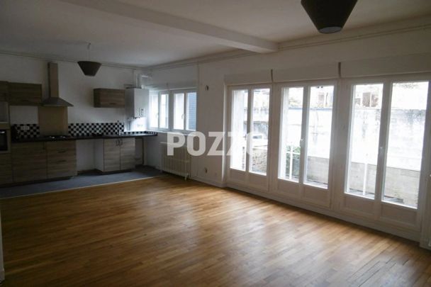 Location : appartement T5 (105 m²) à VIRE NORMANDIE - Photo 1