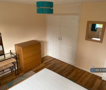 2 bedroom end of terrace house to rent - Photo 1