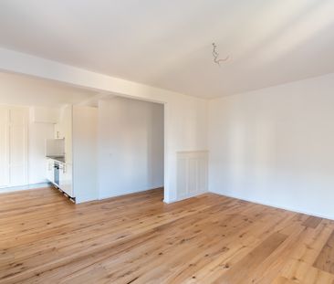 Grosszügige 2.5 Zimmer-Wohnung mit Balkon - Foto 3