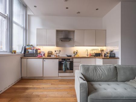 2 bedroom apartment to rent - Photo 4