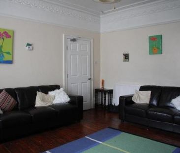 Room for Rent with a Reward! - Photo 1