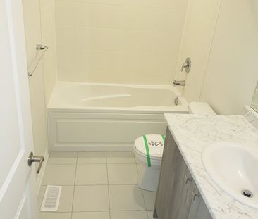 For Lease - 46 Concord Drive, Thorold, Ontario - Photo 2