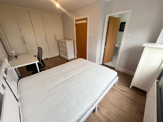 Hunters Court, Hunters Wood, Ballycullen, Dublin 24 - Photo 1