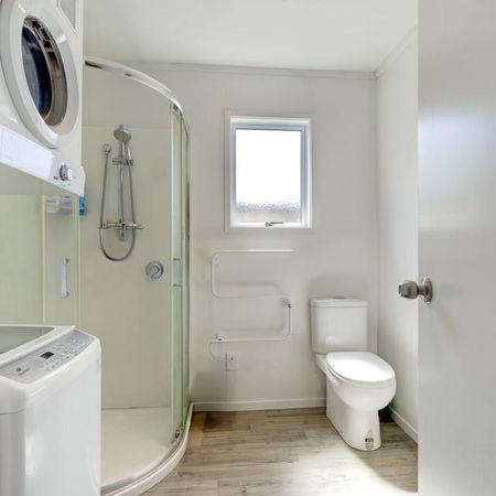 129b Boundary Road - Pets Allowed - Photo 5