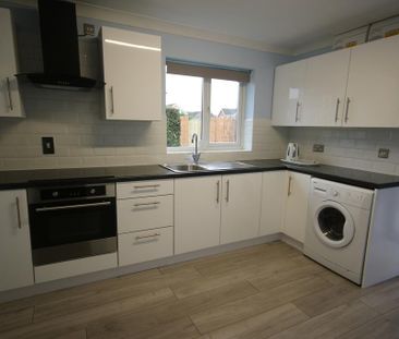 2 bedroom detached bungalow to rent - Photo 4