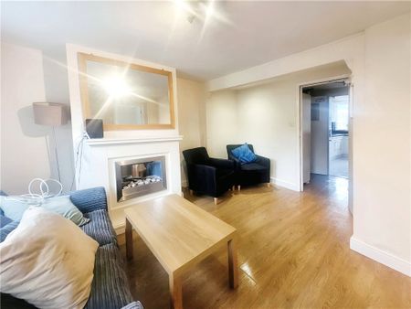 Langham Place, Egham, Surrey, TW20 9EB - Photo 3