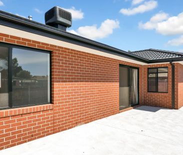 4 Bedroom Home in Werribee - Photo 1