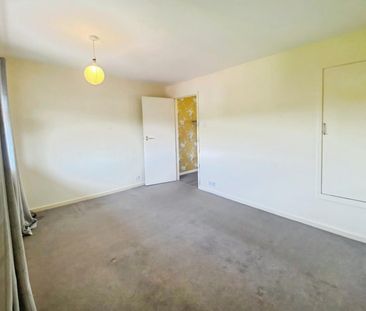 1 bedroom Flat To Let - Photo 3