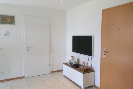 2 ½ PIECES - Avec une terrasse - Photo 2