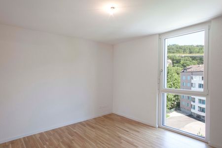 Appartement de 2.5 pièces au 3è étage avec balcon! - Foto 5