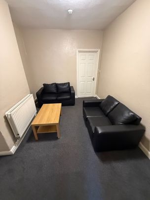 Room in a Shared House, Gloucester Road, BS7 - Photo 1