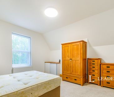 1 bedroom room to rent Walmersley Road, Bury, BL9 - Photo 1