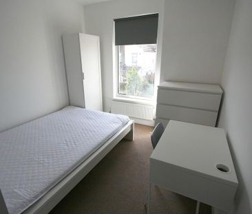 5 bedroom terraced house to rent - Photo 3