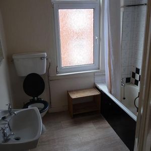 2 bedroom house to rent - Photo 3