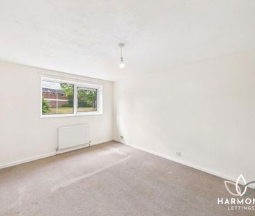 3 bedroom end of terrace house to rent - Photo 5