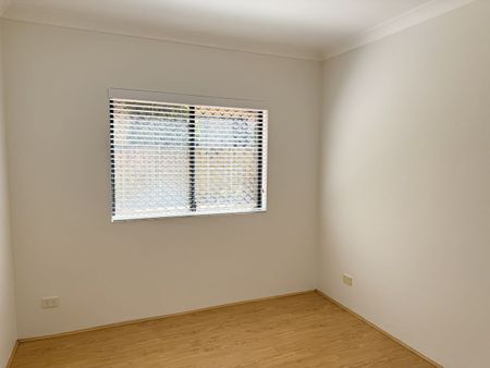 4/31-33 Gordon Street, Burwood, NSW 2134 - Photo 4