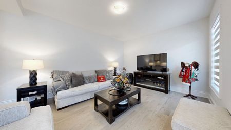 For Lease - 30 Duxbury Road Unit# Main & Second Flr, Brampton, Ontario - Photo 3