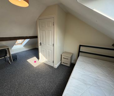 Siward Street, Hull Road - P1876 - Photo 5