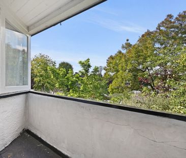3 Bed Semi-Detached House, Princes Gardens, W3 - Photo 4