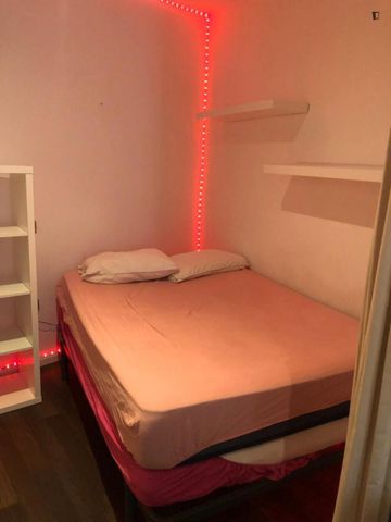 Apartamento de alquiler en Sol - Photo 2