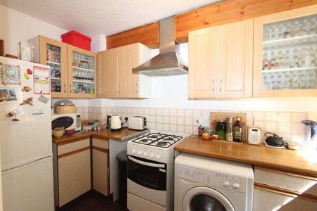 Daniel Close, Collier's Wood, SW17 - Photo 5