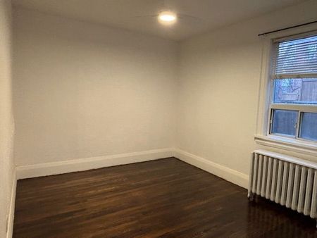 For Lease - 8 Page Street, Toronto, Ontario - Photo 4