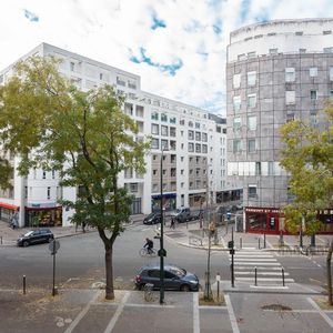 location Appartement T3 DE 75.28m² À PARIS - Photo 2