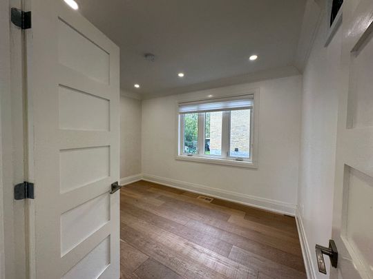 For Lease - 136 Wye Valley Road Unit# Main, Toronto, Ontario - Photo 1