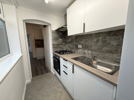 2 bedroom house to rent Parkside Road, Birkenhead, Merseyside, CH42 - Photo 5