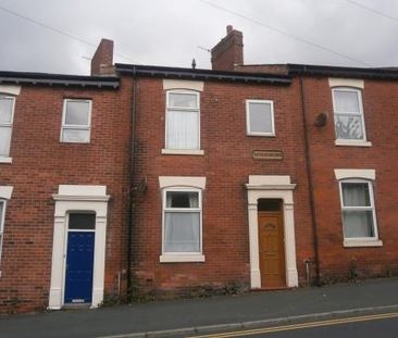 2 bedroom terraced house to rent - Photo 4