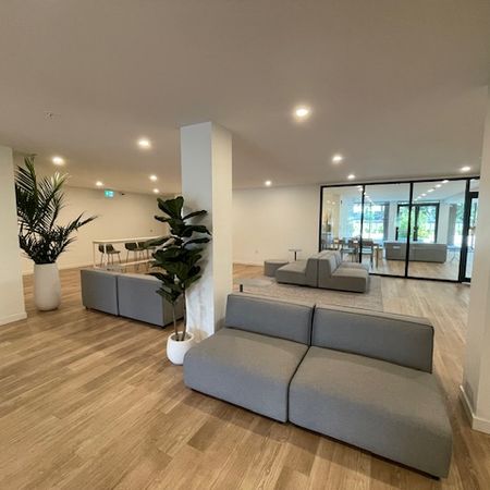 Unit 423- Beautifully Designed/ 2 Bedrooms Condo at The Grove - Photo 4