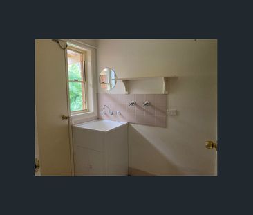 Sweet family home! - Photo 6