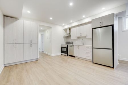 For Lease - 956 Fisher Avenue Unit# C, Carlington - Central Park, Ontario - Photo 5