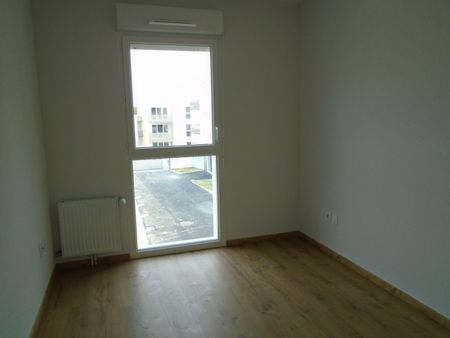 Location Appartement 3 pièces 58m² ROYAN 17200 - Photo 3