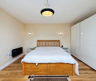 1 Bed Flat, Wapping High Street, E1W - Photo 6