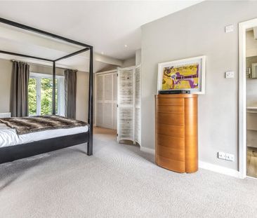 5 bedroom detached house to rent - Photo 2