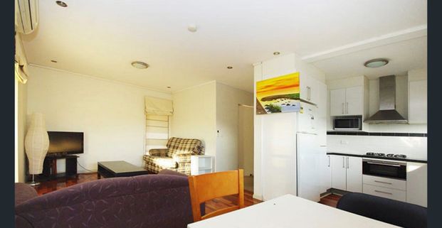2 Bed Unit in Prime Woolloongabba Location - Photo 1