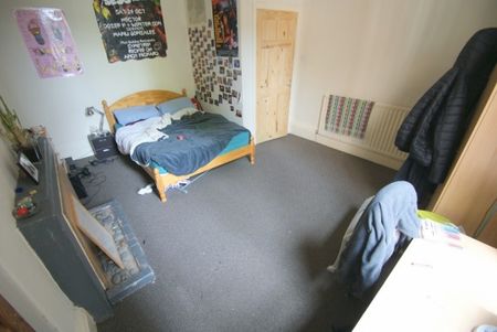 3 Bed - Hanover Square, University, Leeds - Photo 3