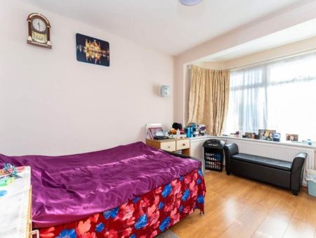 3 bedroom terraced house to rent - Photo 3